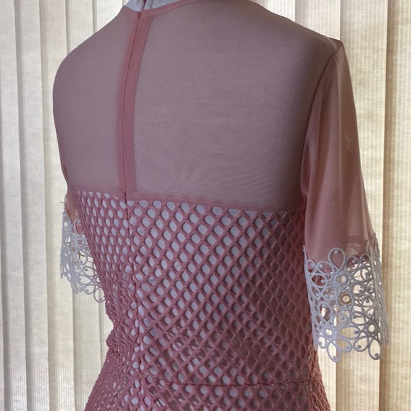 Pink mesh mini dress - Picture 3 of 9